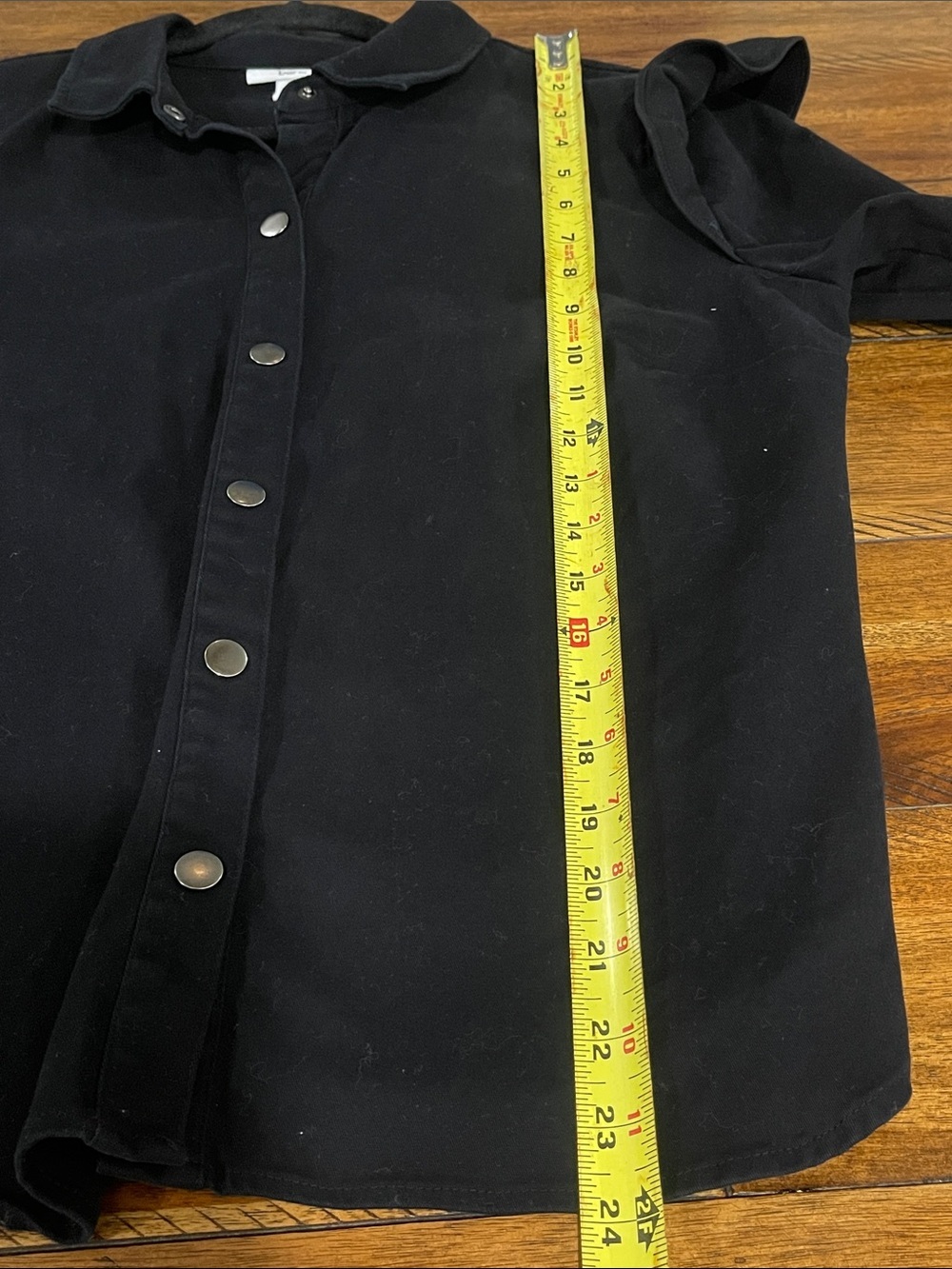 Bar III Black Button-Up Shirt Jacket with Ruffle Shoulders size large fitted - Picture 4 of 11